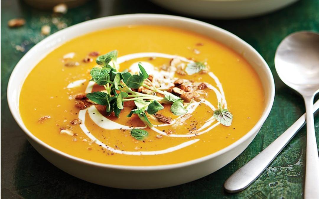 Creamy-pumpkin-soup-1024x638