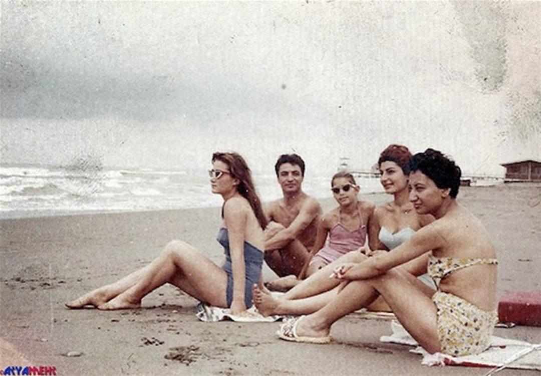 Devrimden &ouml;nce İran