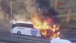 Son dakika: İstanbul'da korku dolu dakikalar! Şehirler arası yolcu otobüsünde yangın: Yolcular araçtan hemen indirildi