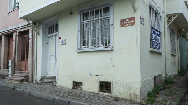 Değeri 10 milyon lira! Türk edebiyatının en önemli isimlerinden Orhan Kemal'in evi satışa çıktı...