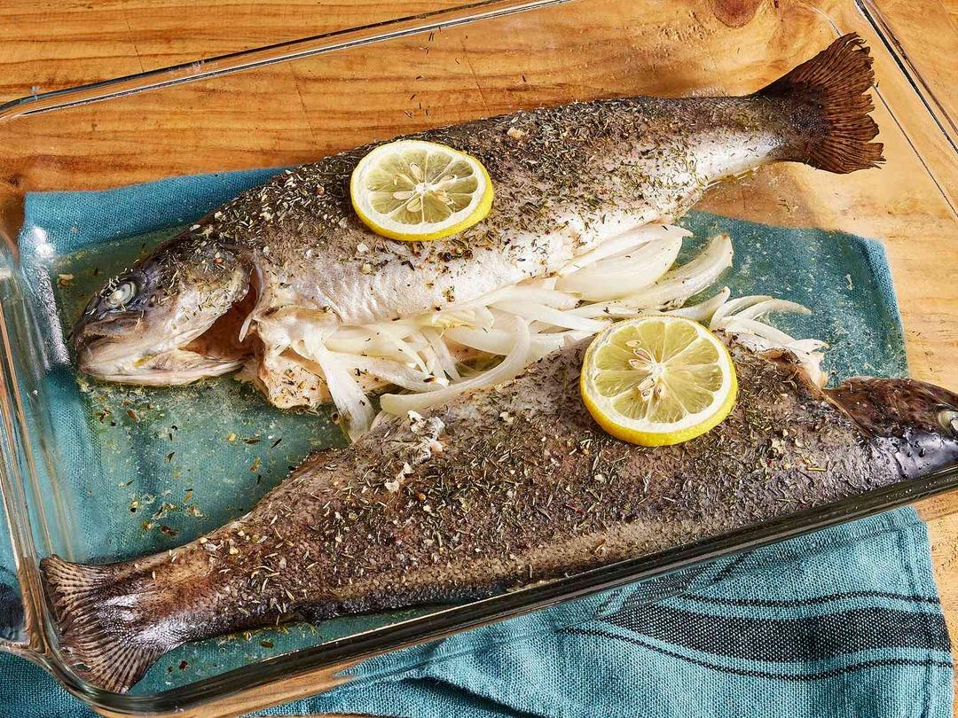 236814-baked-fresh-rainbow-trout-DDMFS-4x3-5937dc3aadd74f25a85ef131cfed480f