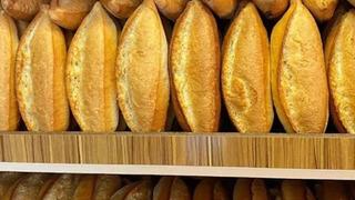 İstanbul'da ekmekte zam karmaşası! Açıklamalar art arda geldi... İddiaların ardından Fırıncılar Odası Başkanı konuştu: Zam kararı olsa benim bilgim olur