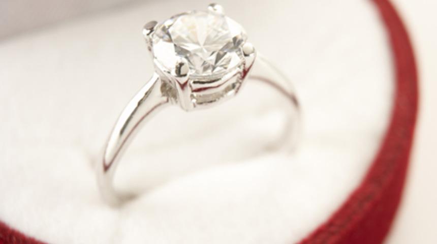 En G&uuml;zel Nişan Y&uuml;z&uuml;kleri