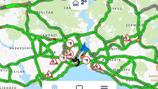 İstanbul trafik haritası yeşile büründü tüm yollar bomboş kaldı! Trafik yoğunluğu uzun zaman sonra yüzde 1'i gördü