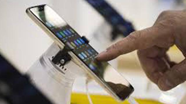 ÖTV yoksa IMEI var... Bugün yeni tutardan hesaplanmaya başladı! Yurt dışından telefon getirmek isteyenler o parayı ödeyecek