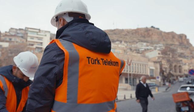 Türk Telekom'dan 'Fiber Mobilite' seferberliği! CEO Ümit Önal: 