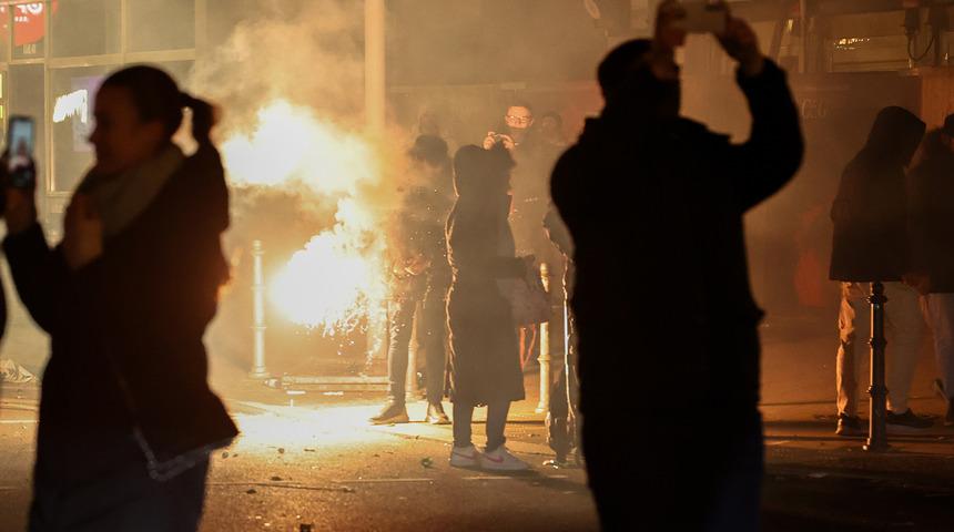 Almanya'da yeni yıl kutlamalarının acı bilançosu: 5 ölü, 31 yaralı, 330 gözaltı