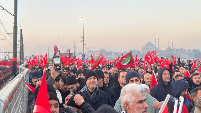 Süleyman Soylu, 'Büyük Filistin Yürüyüşü'nde! "İstanbul'dan Gazze direnişine selam olsun"