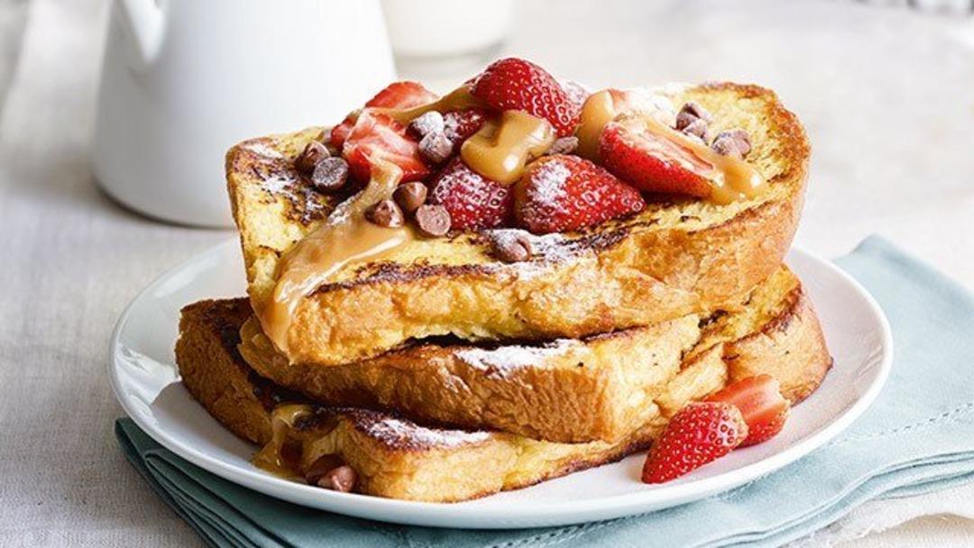 strawberry-chocolate-french-toast-5