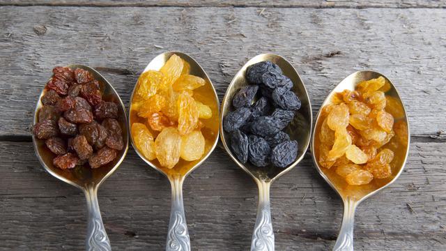 Üzüm nasıl kurutulur? Kuru üzüm nasıl yapılır? Evde üzüm kurutulur mu? En iyi üzüm kurutma yöntemleri