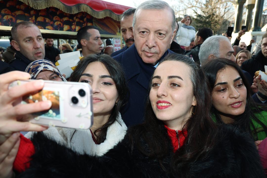 ISTANBUL---CUMHURBASKANI-ERDOGAN-SULTANA_498381_147516