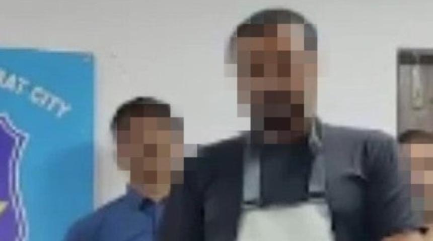 Akılalmaz olay! Gözünün yaşına bile bakmadan elinin dört parmağını kesti... Nedeni şaşkınlık yarattı: İşten ayrılmak istiyormuş 