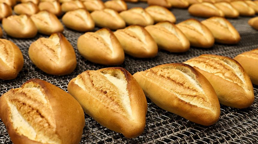 O ilde ekmeğe yüzde 25 zam geldi! 10 liradan satılan 200 gram ekmeğin fiyatı... 