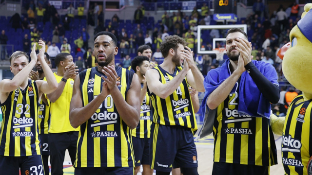 Türk derbisinde gülen taraf Fenerbahçe Beko!