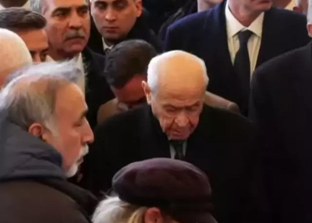 BAHÇELİ 222