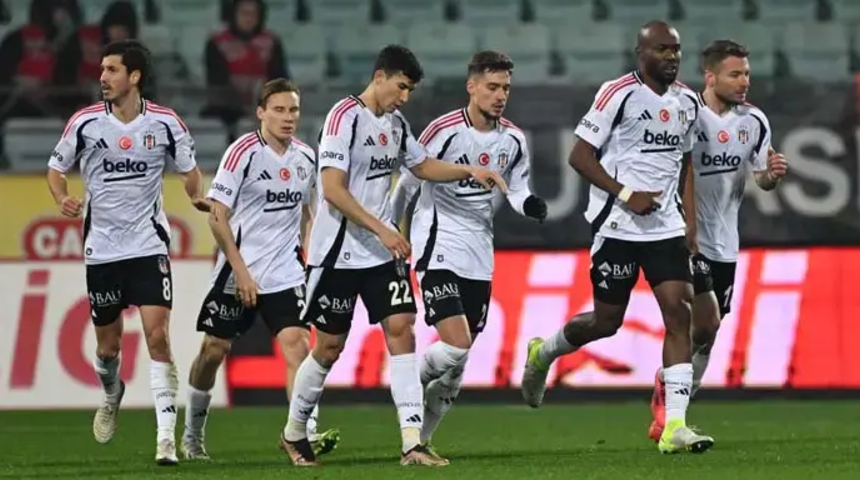 Tayyip Talha Sanuç'tan Beşiktaş'a kötü haber! Rizespor karşısında devam edememişti...