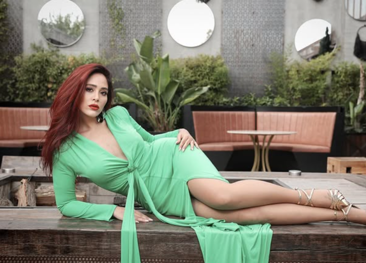 Mayolu videosu olay olmuştu! Türkücü Mahmut Tuncer'in kızı yine pozlarıyla gündemde... G2