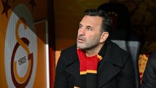 Okan Buruk'tan Fenerbahçe ve transfer açıklaması! Puan farkı 11'e çıktı ama... Görüşmeleri yapıyoruz!