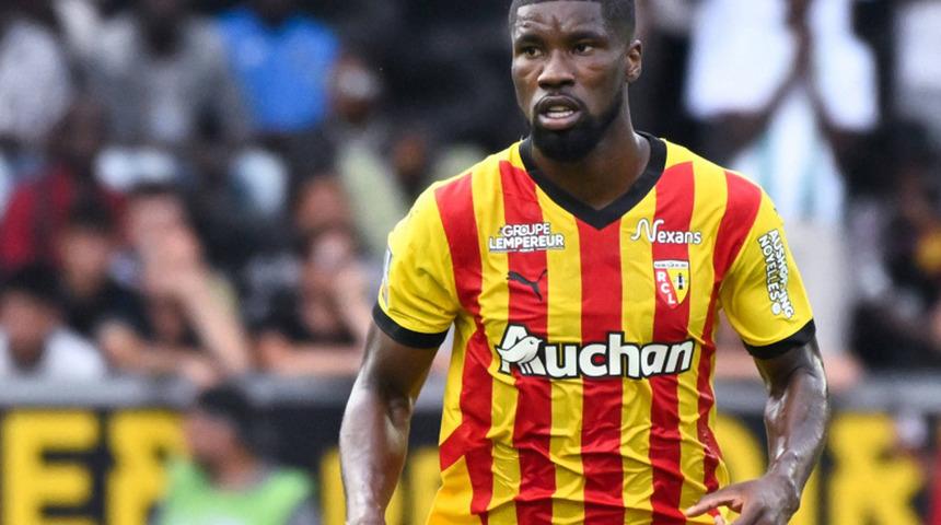 Fenerbahçe'den tarihi bonservis! Fransız futbolunun yıldız stoperi Kevin Danso transfer edilmek üzere...
