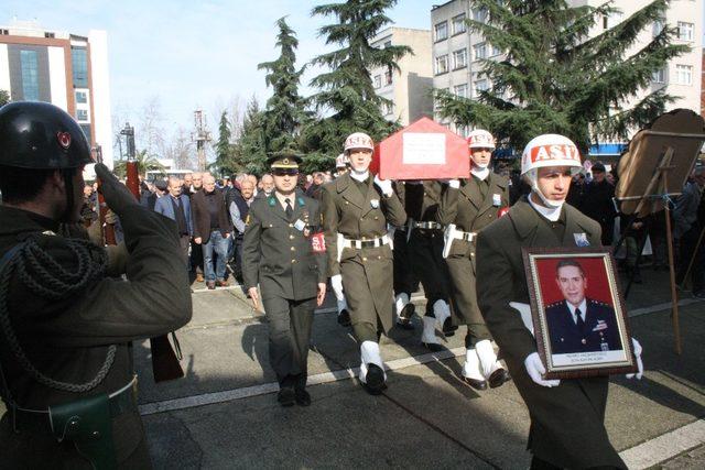 Emekli Albay Hacıahmetoğlu için Trabzon’da askeri tören düzenlendi