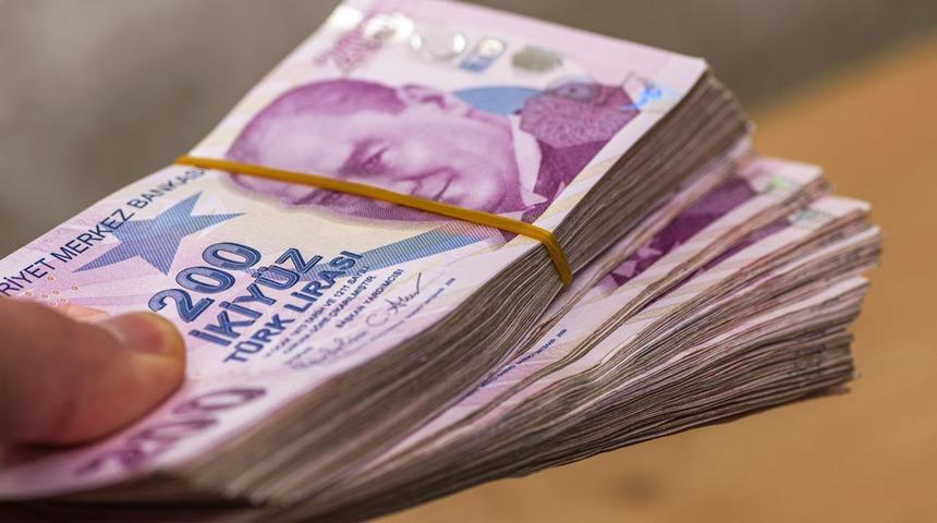 'Dövizi takip edeceğini düşünenler ona dönmeye başladı' Fiyatlarda 'Ciddi sıçrama' için tarih verdi