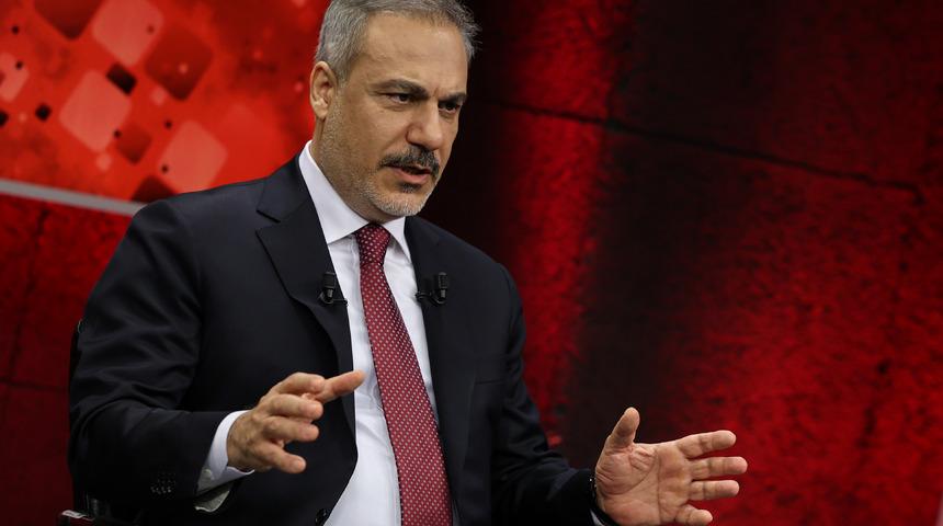 Bakan Fidan Golani ile ne konuştuğunu açıkladı! 'Devletin ismi değişecek' diyerek Suriye'nin yeni adını duyurdu