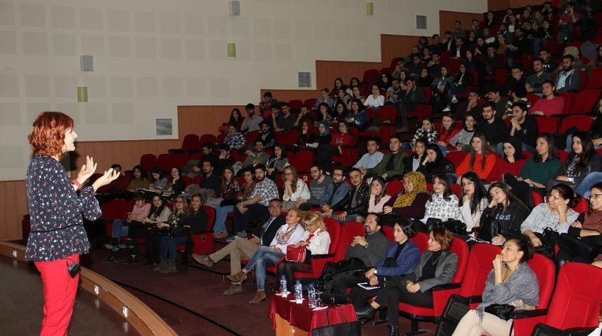 ME&Uuml;&rsquo;de &rsquo;Bilin&ccedil;li Farkındalık ve Erteleme&rsquo; konferansı