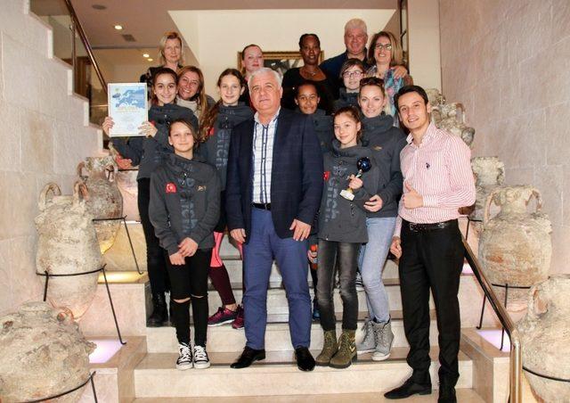 SeaShine Dans Akademi&rsquo;den Bodrum Belediyesi&rsquo;ne ziyaret 1