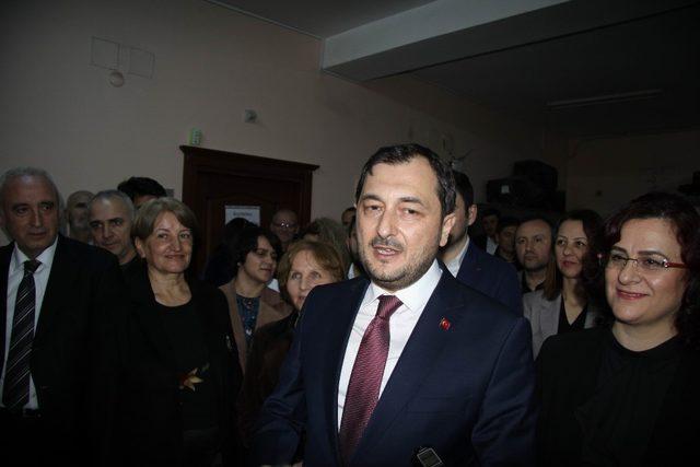 AK Parti İl Başkanı Yüksel, mazbatasını aldı