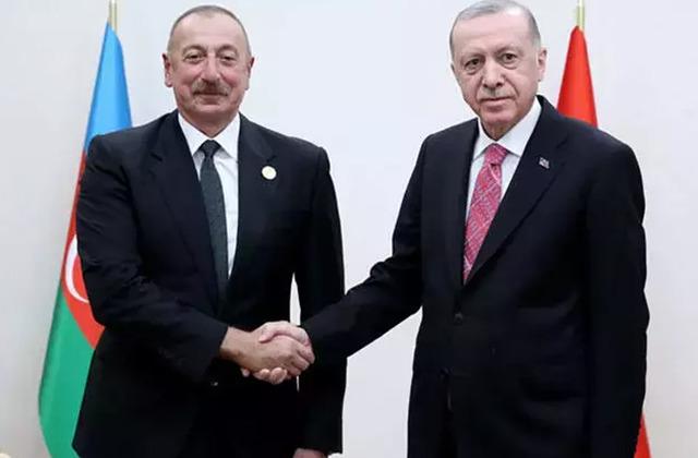 Cumhurbaşkanı Erdoğan, Azerbaycan Cumhurbaşkanı Aliyev ile görüştü! 