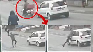 Bartın’da kurye skandalı! Önce kaskını fırlattı sonra saldırdı! Akılalmaz görüntü…