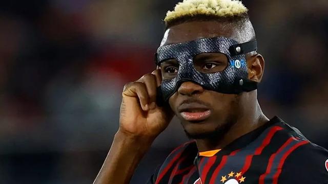 Galatasaray'a Victor Osimhen'den kötü haber geldi! Dünya devi transfer için devreye girdi