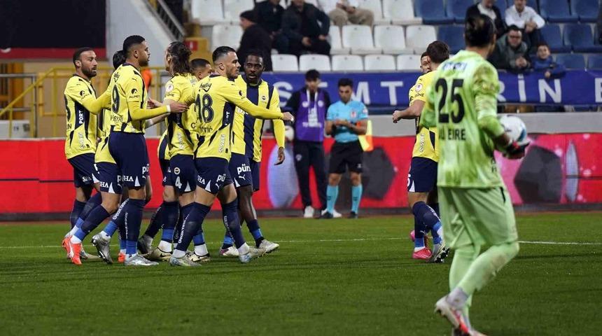 Fenerbahçeli genç futbolcular Kasımpaşa galibiyetinin ardından konuştu: "Kime forma verilirse onu destekliyoruz!"