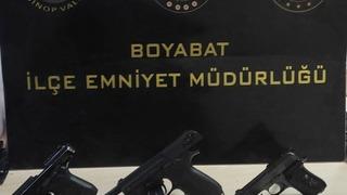 Sinop’ta ruhsatsız tüfek ve tabanca bulunduranlara yönelik operasyonda 4 kişi yakalandı