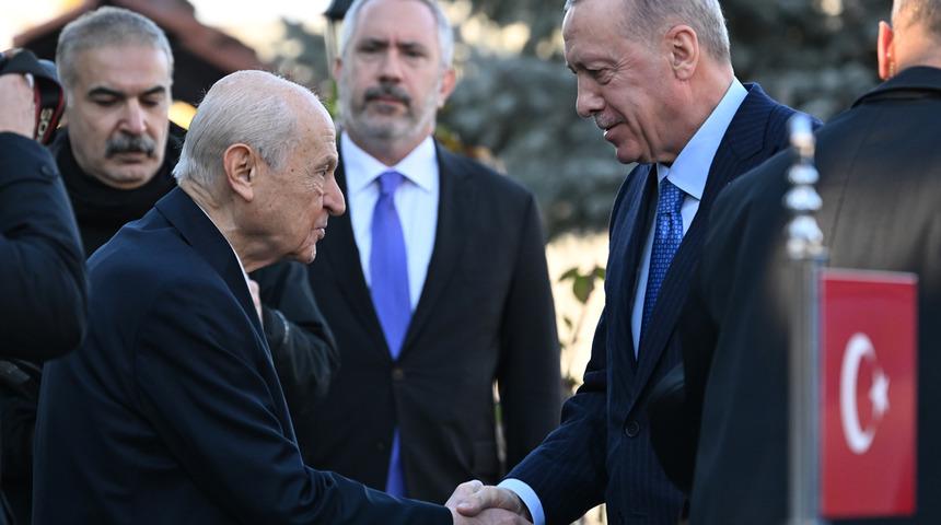 Erdoğan-Bahçeli görüşmesinin perde arkası: Teröristbaşı Abdullah Öcalan'a ev hapsi formülü gündeme gelmiş...