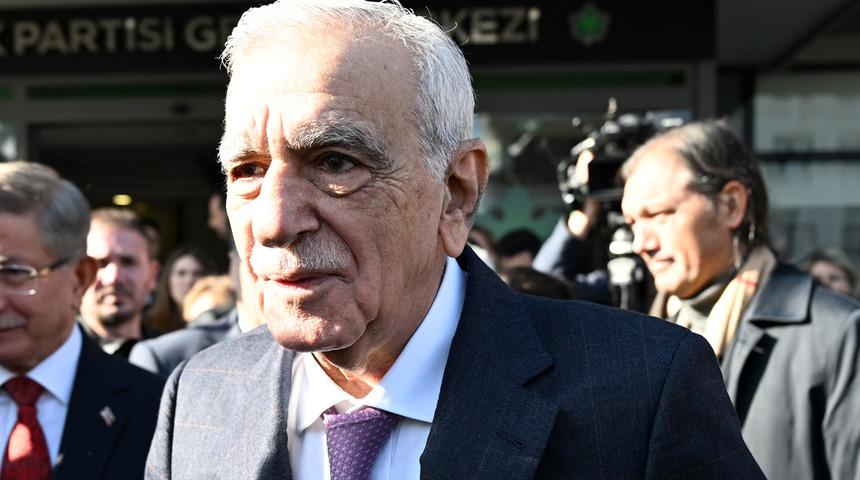 Ahmet Türk göreve iade mi edilecek? Yerine kayyum atanmış, Bahçeli'nin çağrısı sonrası DEM Parti heyetinde yer almıştı