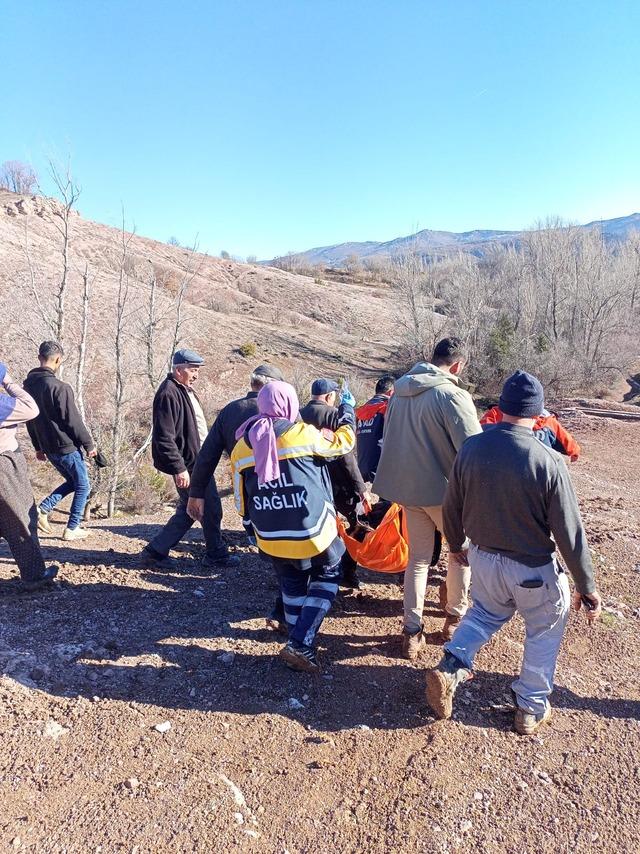 Tokat'ta yanlışlıkla kendisini av tüfeğiyle vuran kişi yaralandı