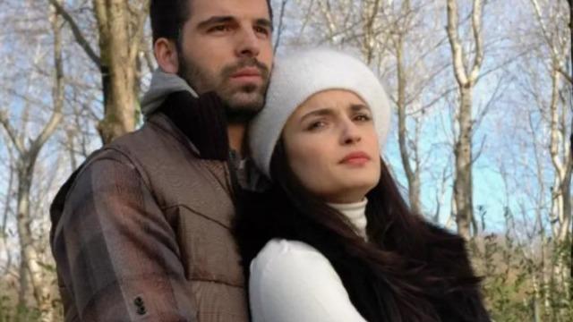 Oyunculuğu bırakıp ''EYT'ye geçtim'' demişti! Adanalı'nın yıldızı Selin Demiratar yeniden ortaya çıktı! Son haline yorum yağdı