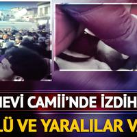 Emevi Camii'nde izdiham! Ölü ve yaralılar var