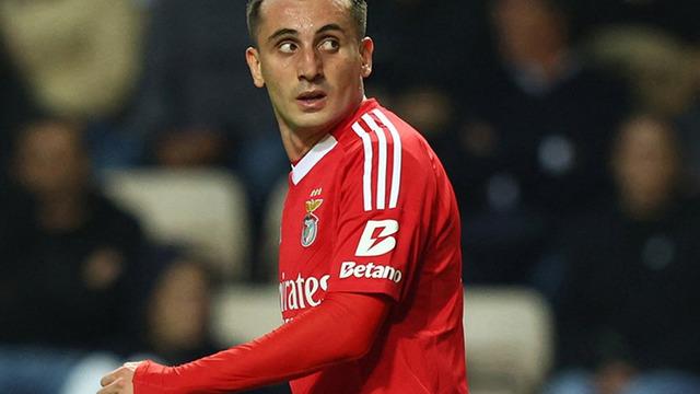 Benfica'dan şoke eden Kerem Aktürkoğlu kararı! Portekiz'de tozu dumana katmıştı...