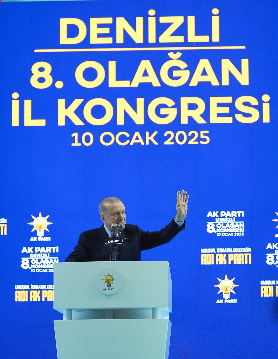 AA-20250110-36708087-36708083-AK_PARTI_DENIZLI_8_OLAGAN_IL_KONGRESI