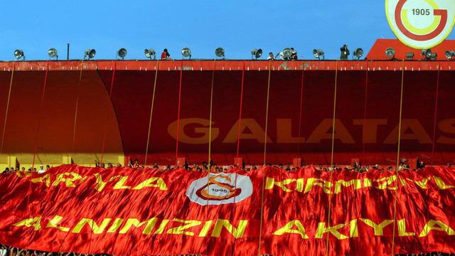 Galatasaray Kulübünde yeni divan kurulu üyeleri için berat töreni yapıldı