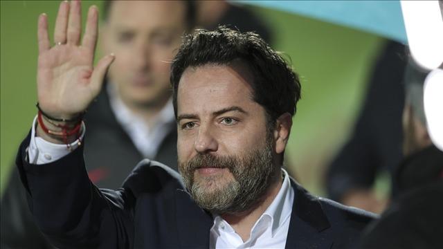 Erden Timur'dan canlı yayında olay yaratan sözler! Bir cisim yaklaşıyor diyerek açıkladı