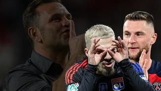 Galatasaray iki dünya yıldızıyla anlaşmaya vardı! Sinan Engin canlı yayında transferleri duyurdu