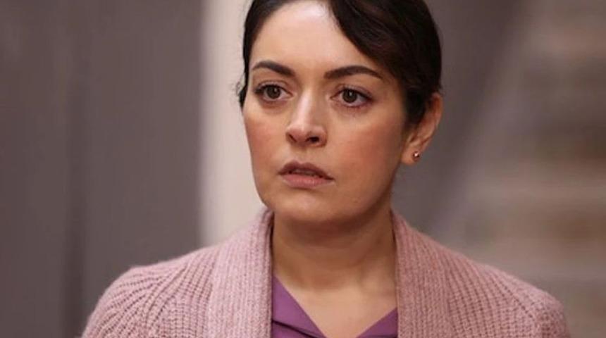 Ayşe Barım konuşulurken Ezgi Mola karavandan paylaştı! Notu tepki çekti