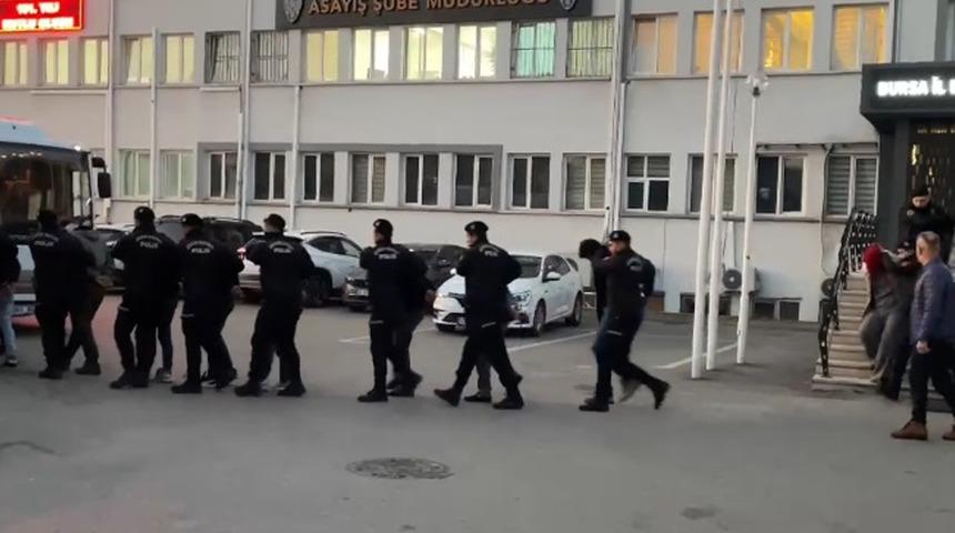 Fransa'da başlayan husumet Bursa'ya sıçradı! Cinsel saldırının şüphelisini tetikçilere vurdurdular...