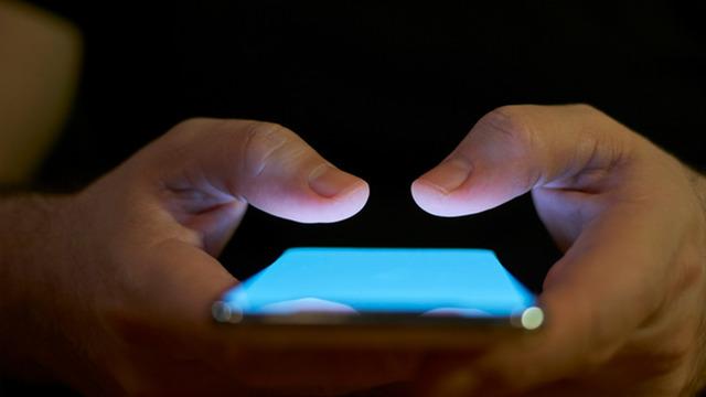 Sosyal medyada bu tuzağa düştü! Çıplak fotoğraf sonrası istenilen paranın ardı arkası kesilmedi