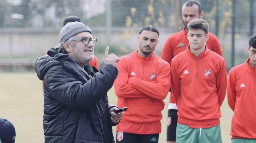 Karşıyaka’da Mustafa Reşit Akçay dönemi sona erdi