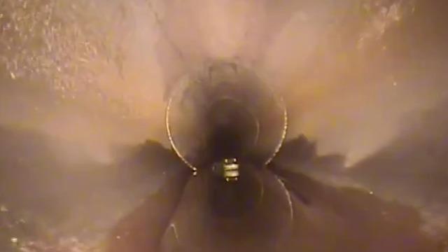 Şehrin kanalizasyon borularını kontrol eden işçiler eşi benzeri görülmemiş korkunç bir manzarayla karşılaştı! Efsane değil, gerçekmiş...