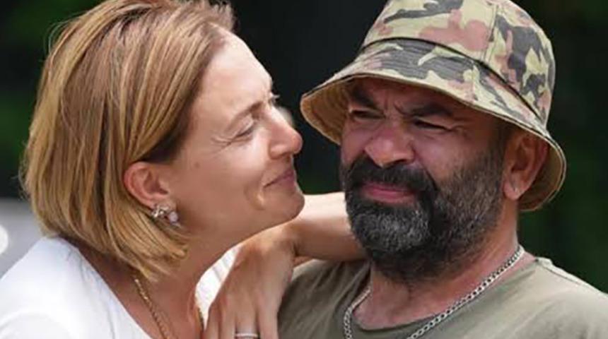 Ceyda Düvenci'den sonra bir aşk pozu da Bülent Şakrak'tan geldi! "Alayına..."